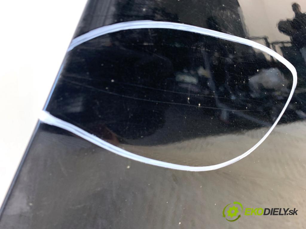 BMW F07 liftback 2011 220 kW 535 d xDrive 2993 Blatník pravy predný 475