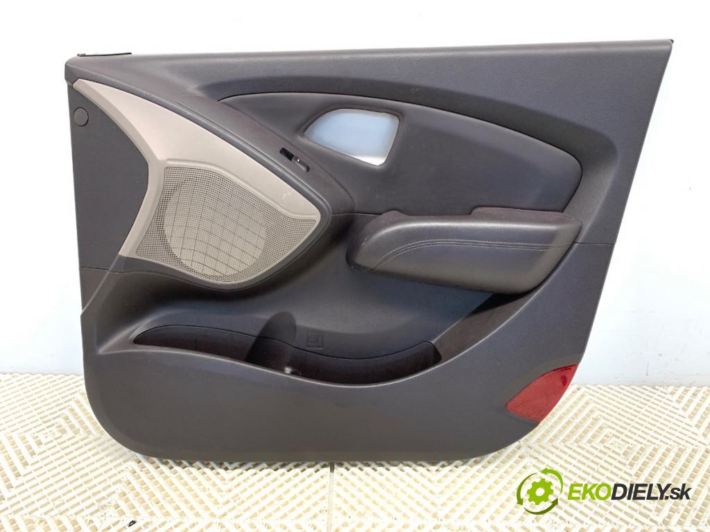 HYUNDAI ix35 SUV 2012 99 kW 1.6 1591 čalúnenie Dvere pravy predný 
