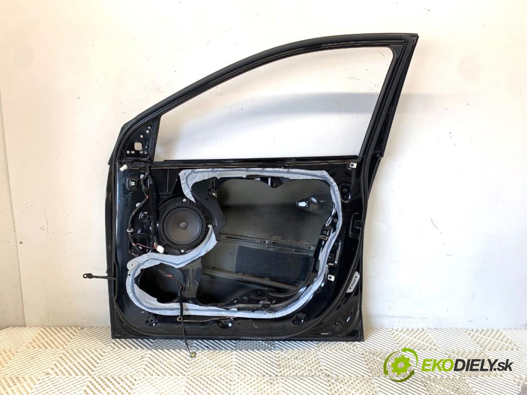 HYUNDAI ix35 SUV 2012 99 kW 1.6 1591 Dvere pravy predný PAE