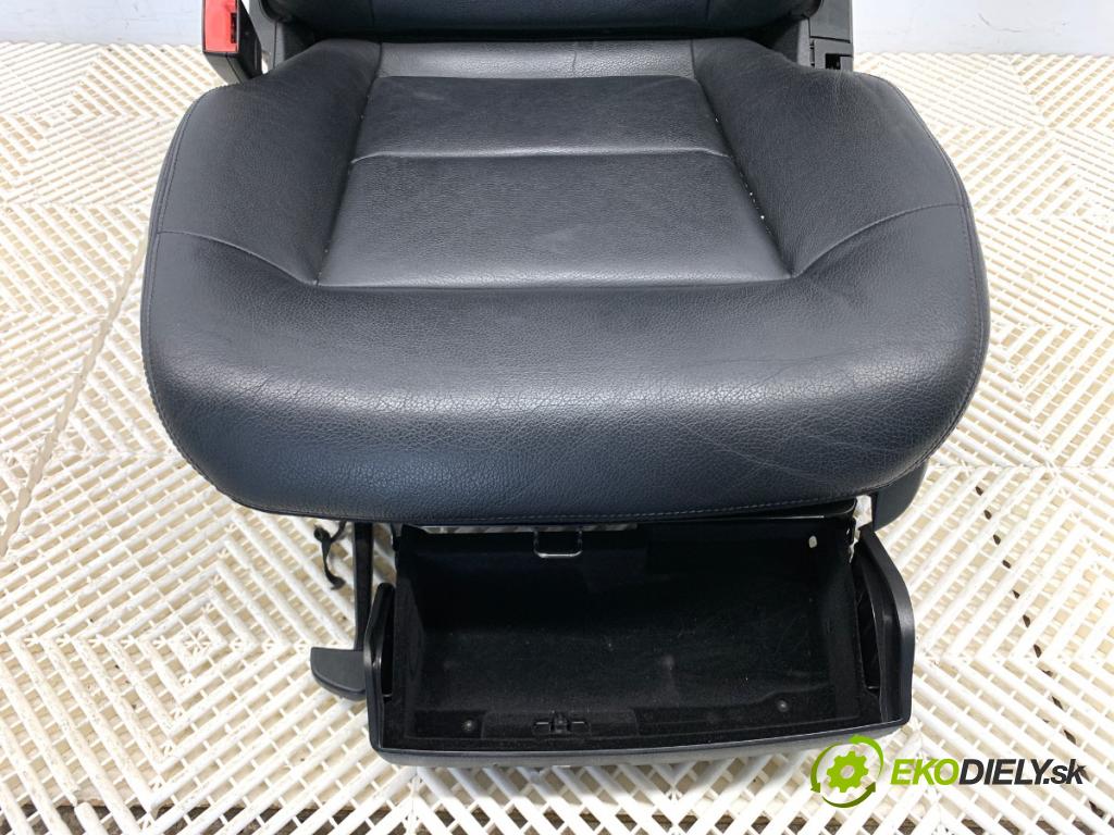 MERCEDES-BENZ W212 sedan 2010 150 kW E 300 CDI (212.020) 2987 sedadlo levý přední část