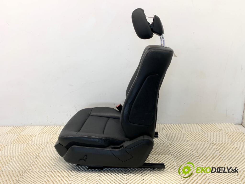 MERCEDES-BENZ W212 sedan 2010 150 kW E 300 CDI (212.020) 2987 sedadlo levý přední část
