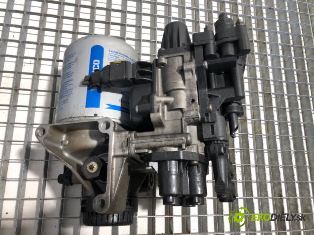SCANIA L,P,G,R,S - series Ciągnik siodłowy 2018 331 kW S450 331 kW [450 KM] olej napędowy 2016 - 2022 12742 Obal SUŠIČ: