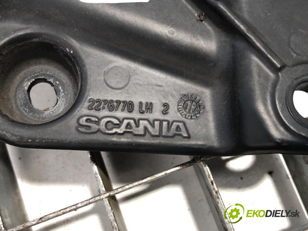 SCANIA L,P,G,R,S - series Ciągnik siodłowy 2018 331 kW S450 331 kW [450 KM] olej napędowy 2016 - 2022 12742 Záves kapoty ľavy predný 2276770