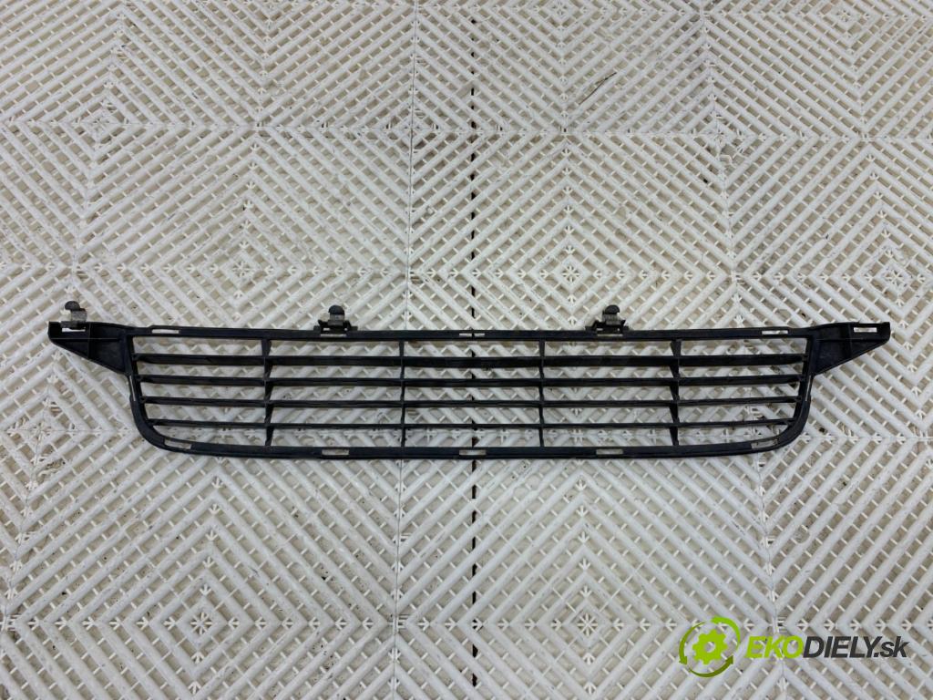 TOYOTA AVENSIS T27 Kombi 2009 93 kW 2.0 D-4D (ADT270_) 1998 Mriežky nárazníka predný stredna 53112-05080