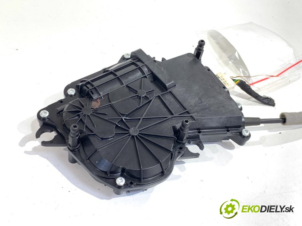 BMW F07 liftback 2011 220 kW 535 d xDrive 2993 doťah dverí zad 7155158