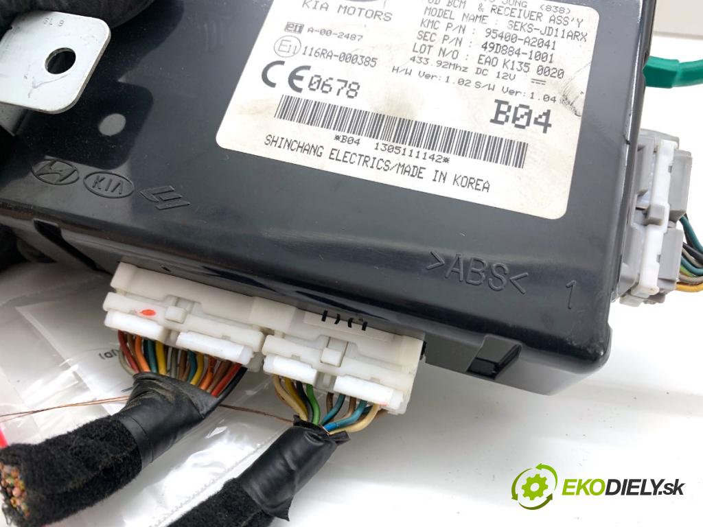 KIA CEED Kombi 2013 81 kW 1.6 CRDi 110 1582 Modul komfortu 95400-A2041 (Modul komfortu)