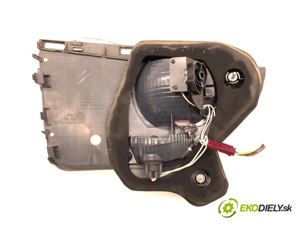 BMW F07 liftback 2011 220 kW 535 d xDrive 2993 Svetlo pravy zad vnútorná