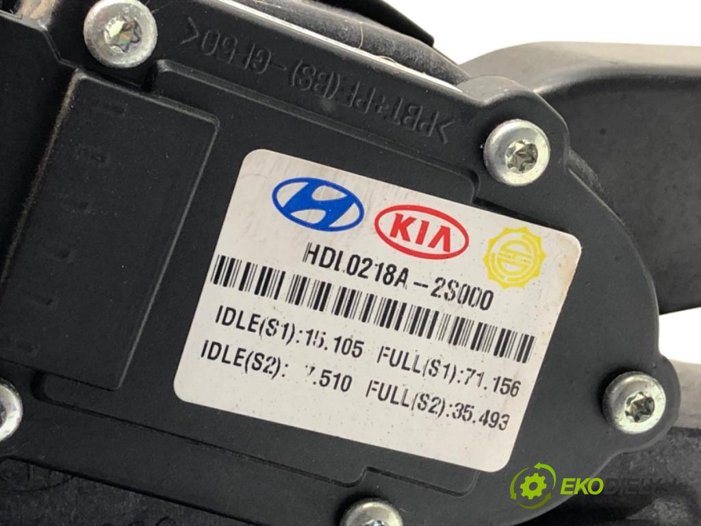 HYUNDAI ix35 SUV 2012 99 kW 1.6 1591 Potenciometer plynu 0218A-2S000 (Potenciometer plynového pedálu)