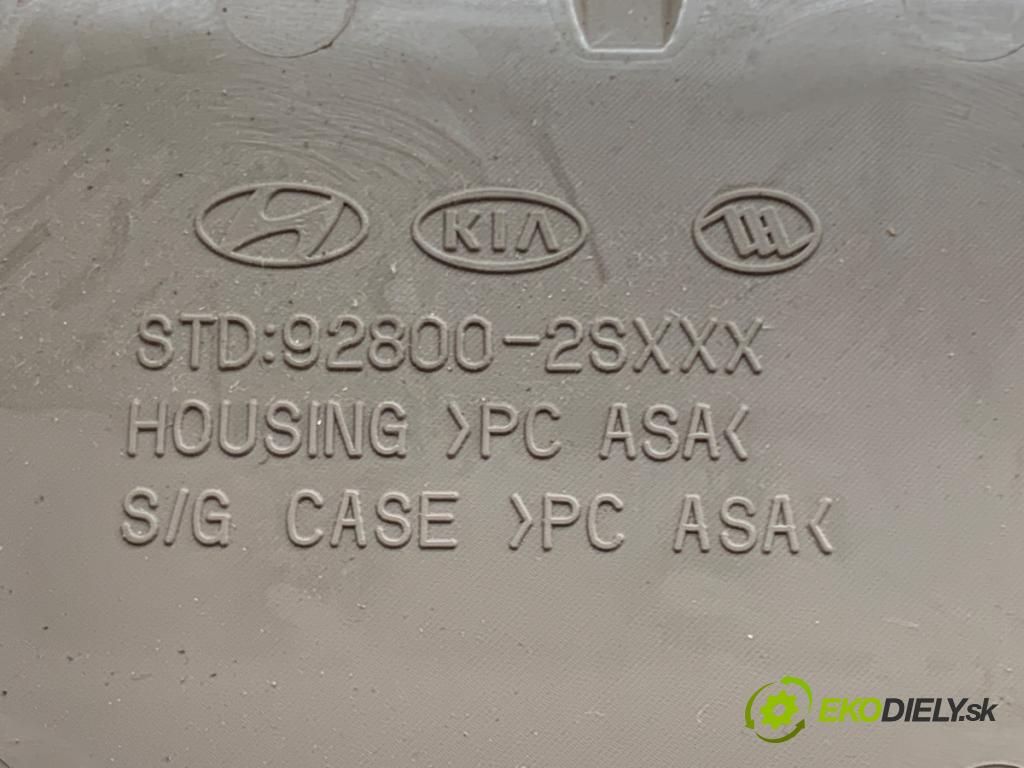HYUNDAI ix35 SUV 2012 99 kW 1.6 1591 světlo stropní