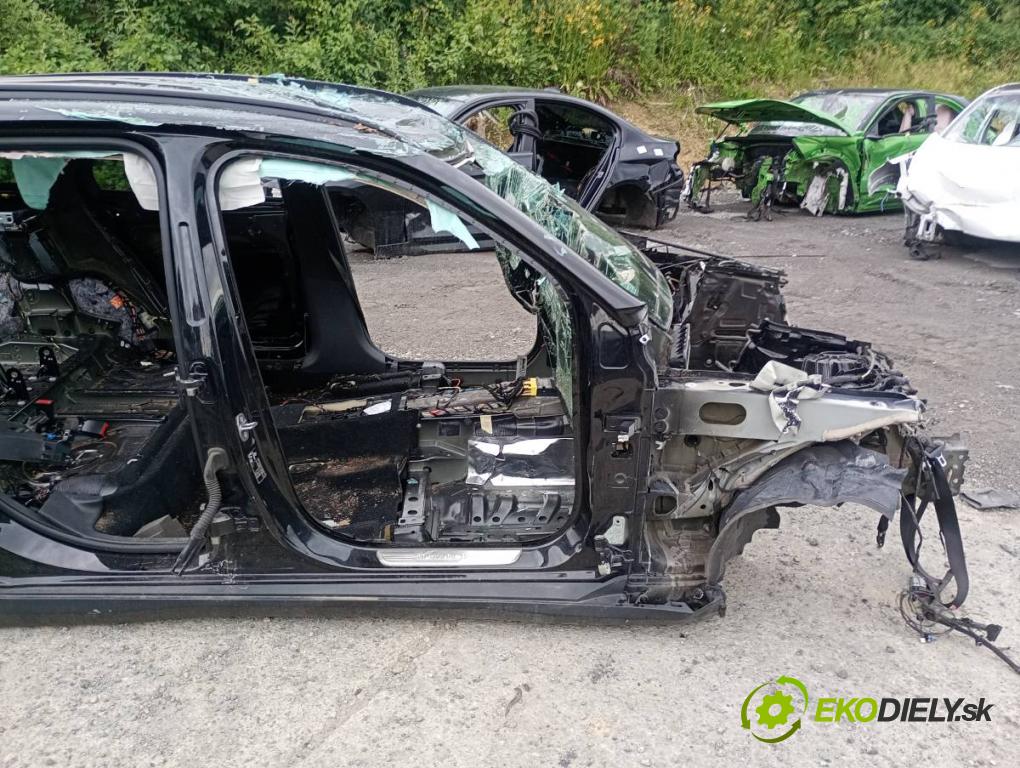 MERCEDES-BENZ GLC SUV 2020 180 kW 300 d 4-matic (253.919) 1950 karoséria ČTVRŤÁK: Blatník prah strecha PODŁUŻNICA
