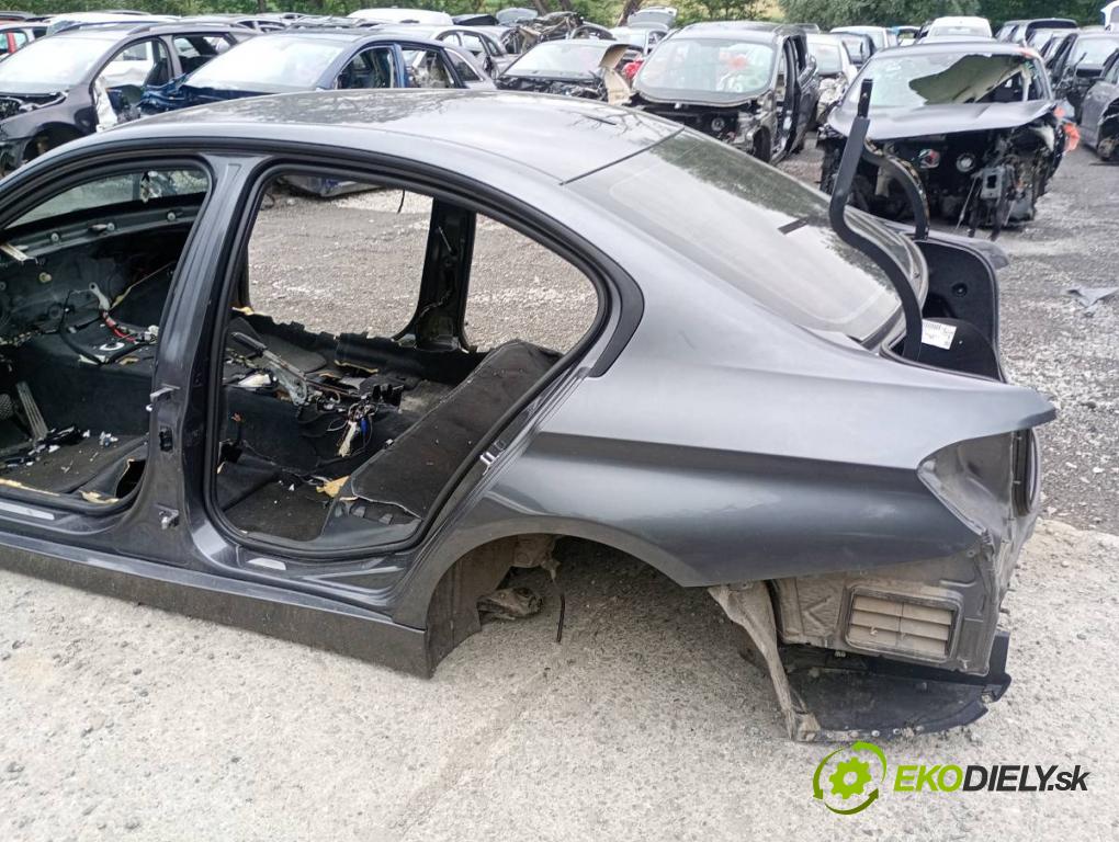 BMW F30 sedan 2012 120 kW 320 d 1995 karoséria ČTVRŤÁK: Blatník prah strecha PODŁUŻNICA