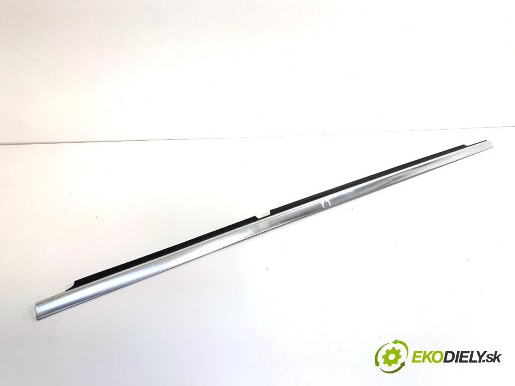 MERCEDES-BENZ W212 sedan 2010 150 kW E 300 CDI (212.020) 2987 lišta Sbírání: zadní část pravý 