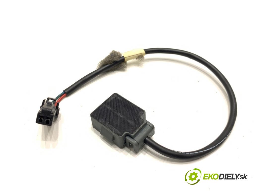 FORD KUGA II SUV 2014 110 kW 1.6 EcoBoost 1596 MIKROFON: BLUETOOTH 