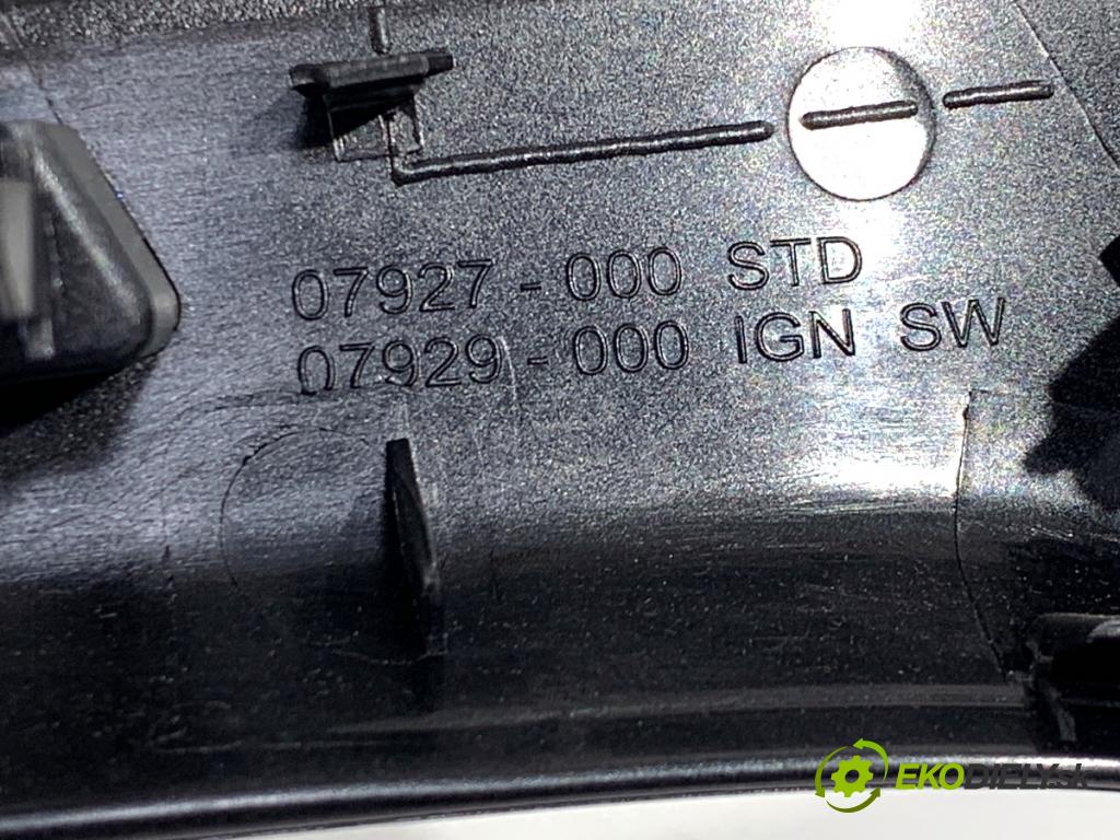 FORD KUGA II SUV 2014 110 kW 1.6 EcoBoost 1596 lišty kryt AM51-R046C22 (Lišta)