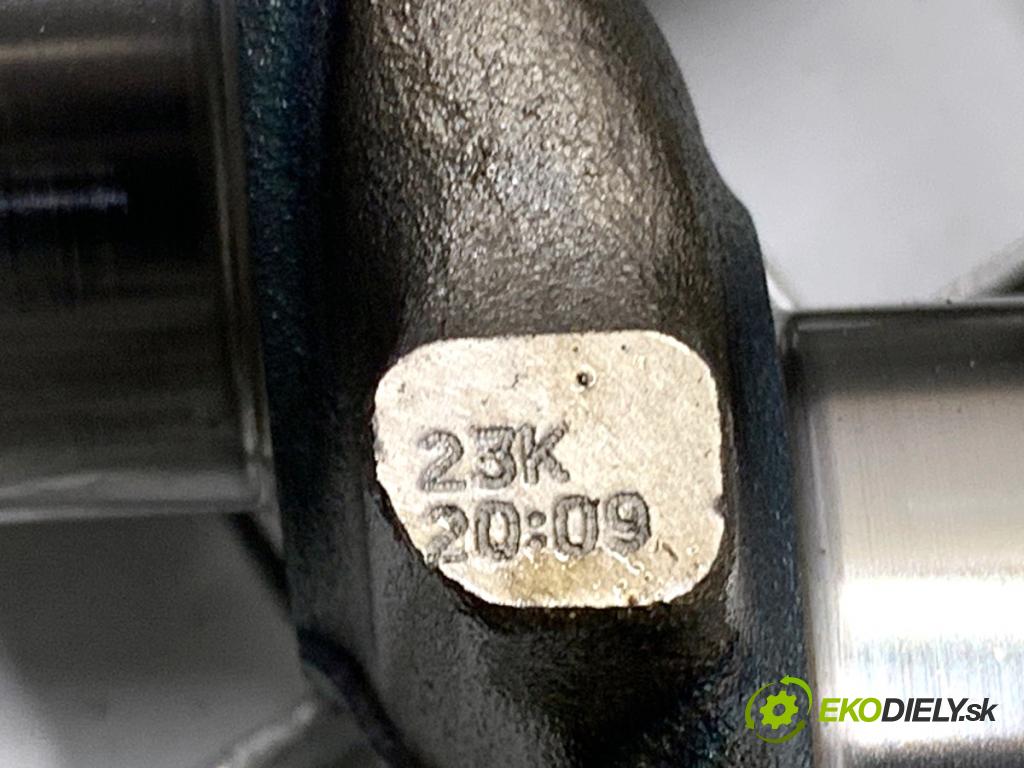TOYOTA COROLLA E21 sedan 2020 97 kW 1.6 VVTi (ZRE210) 1598 Kardaň, hriadeľ KLIKA: (Blok motora ostatné)