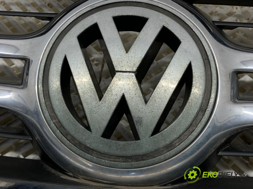 VW TIGUAN SUV 2009 103 kW 2.0 TDI 4motion 1968 Mriežka maska 5N0853653A (Mriežka predná (maska chladiča))
