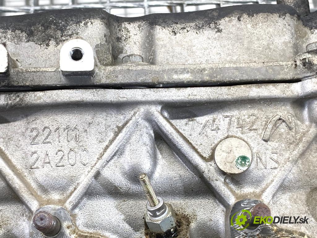 KIA CEED Kombi 2013 81 kW 1.6 CRDi 110 1582 Hlava valcov 22111-2A200 (Hlava valcov)