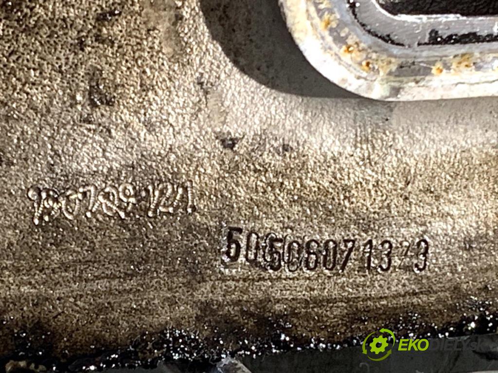 KIA CEED Kombi 2013 81 kW 1.6 CRDi 110 1582 Hlava valcov 22111-2A200 (Hlava valcov)