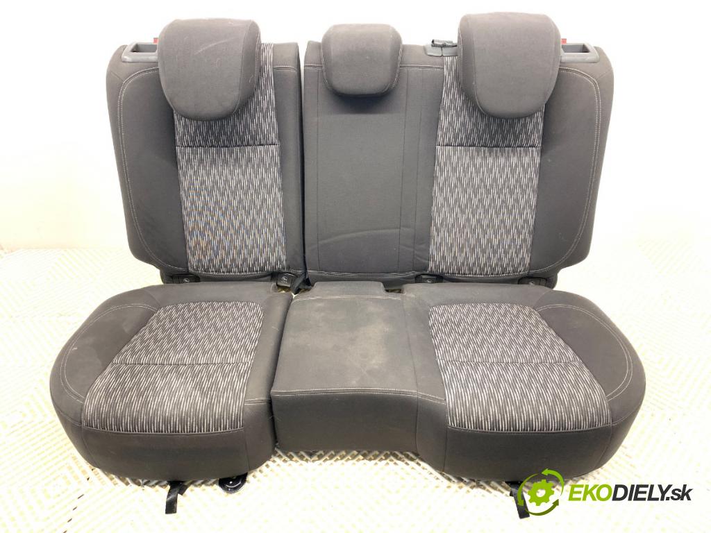 OPEL MOKKA SUV 2012 85 kW 1.6 (_76) 1598 Sedadlo druhý rad 