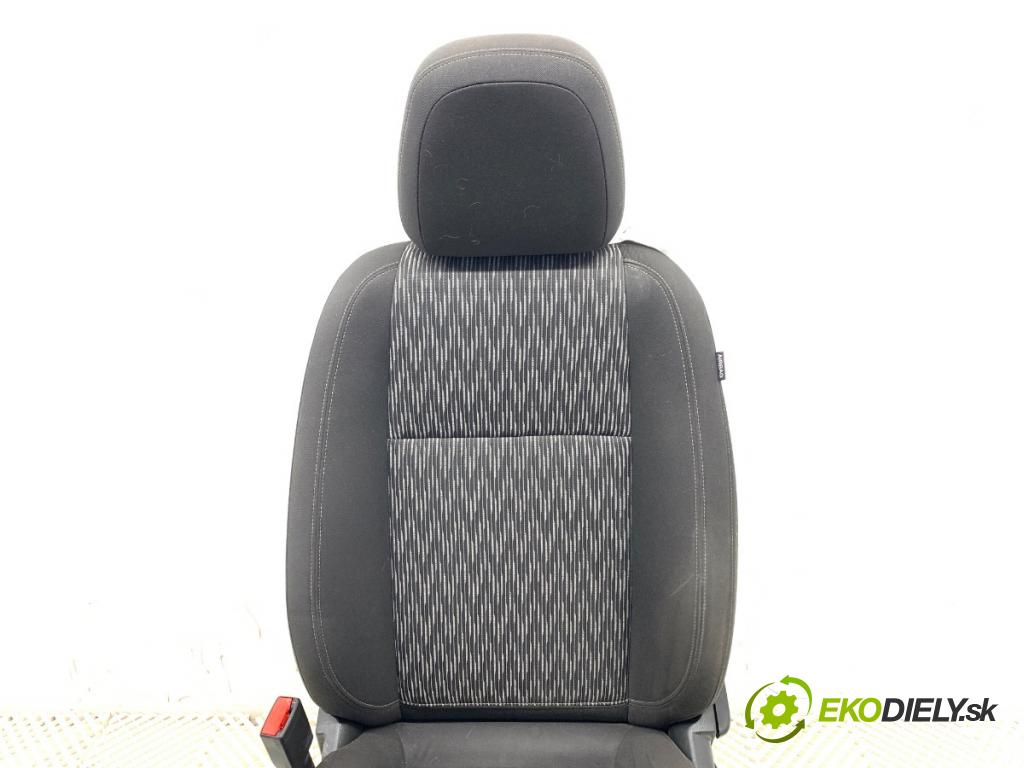 OPEL MOKKA SUV 2012 85 kW 1.6 (_76) 1598 sedadlo levý přední část