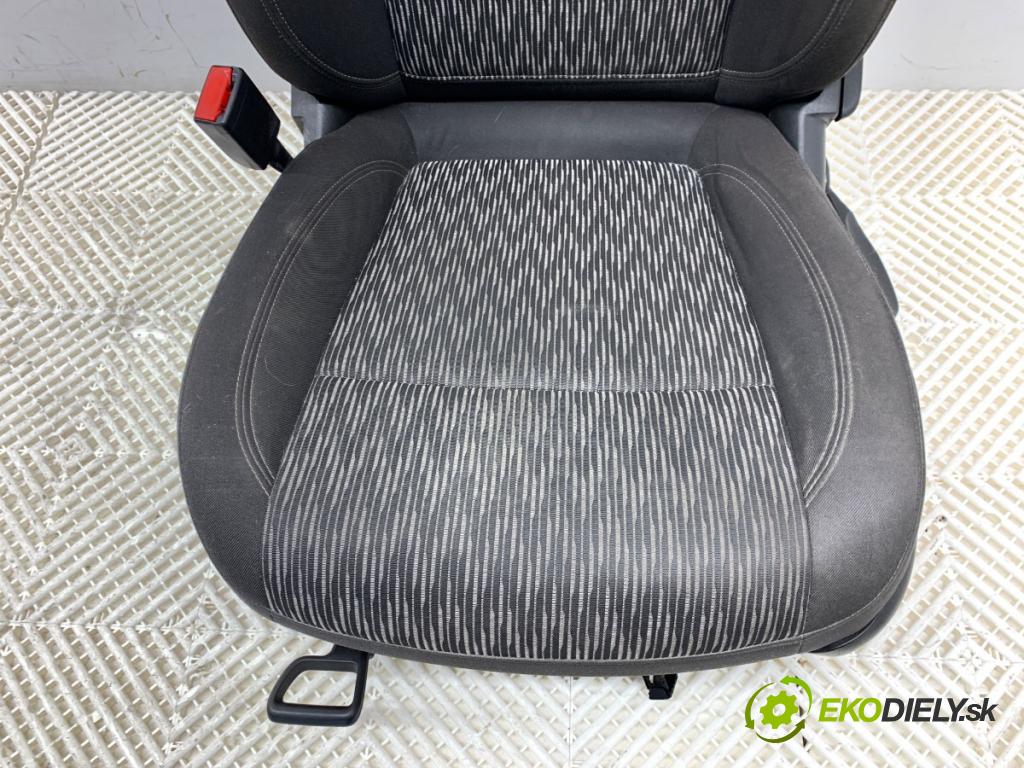 OPEL MOKKA SUV 2012 85 kW 1.6 (_76) 1598 sedadlo levý přední část