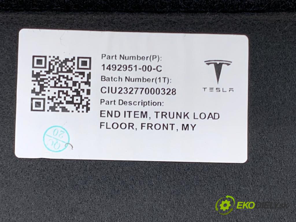 TESLA MODEL Y SUV 2024 220 kW EV  KRYTINA: kufra 1492951-00-C
