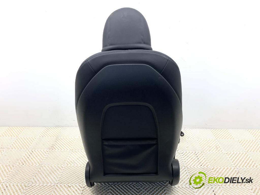 TESLA MODEL Y SUV 2024 220 kW EV  Sedadlo pravy predný