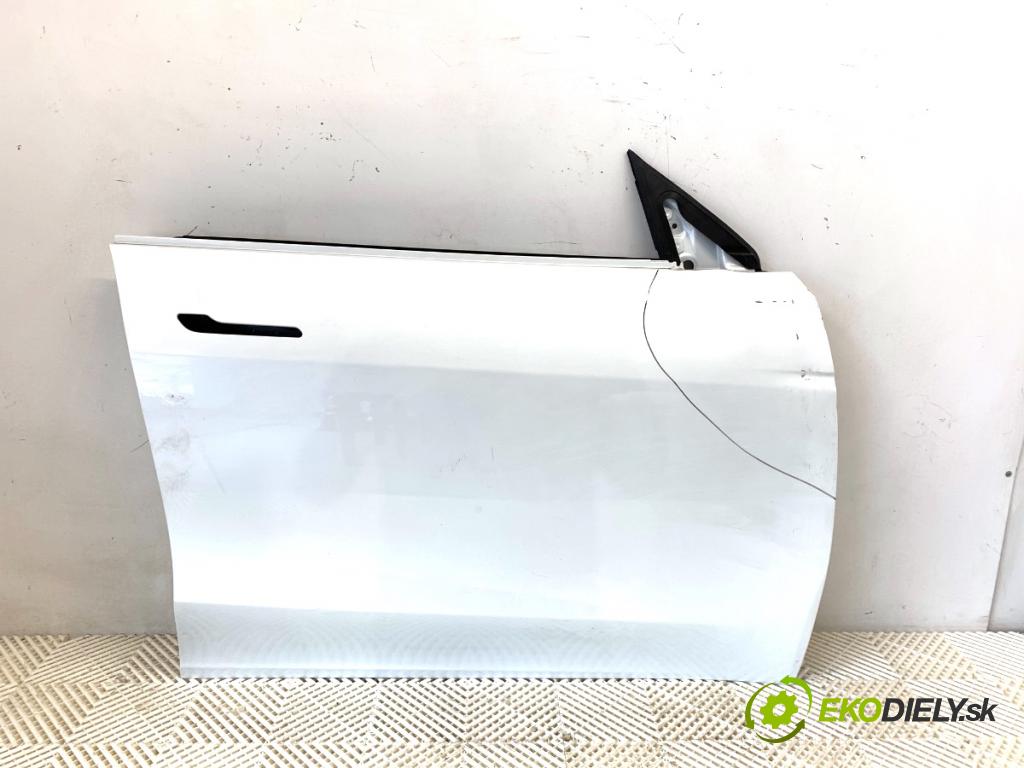 TESLA MODEL Y SUV 2024 220 kW EV Dvere pravy predný PPSW