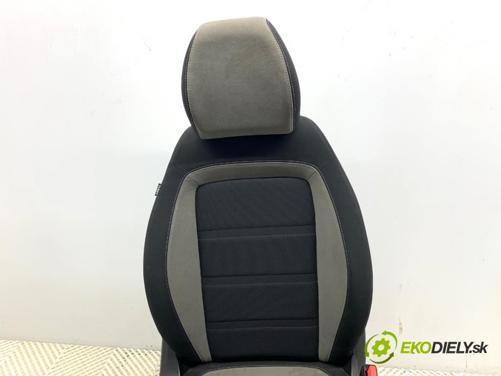 FIAT TIPO liftback 2017 70 kW 1.4 (356HXA1B) 1368 Sedadlo pravy predný