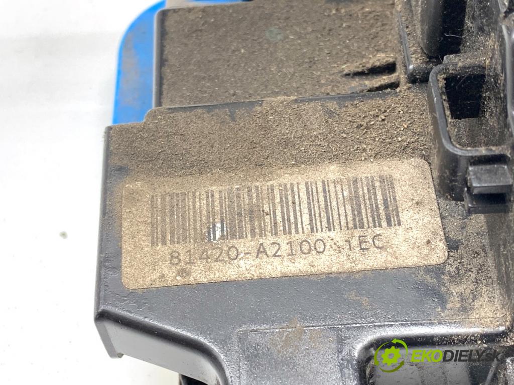 KIA CEED Kombi 2013 81 kW 1.6 CRDi 110 1582 zámok dveře pravý zadní část 81420-A2100