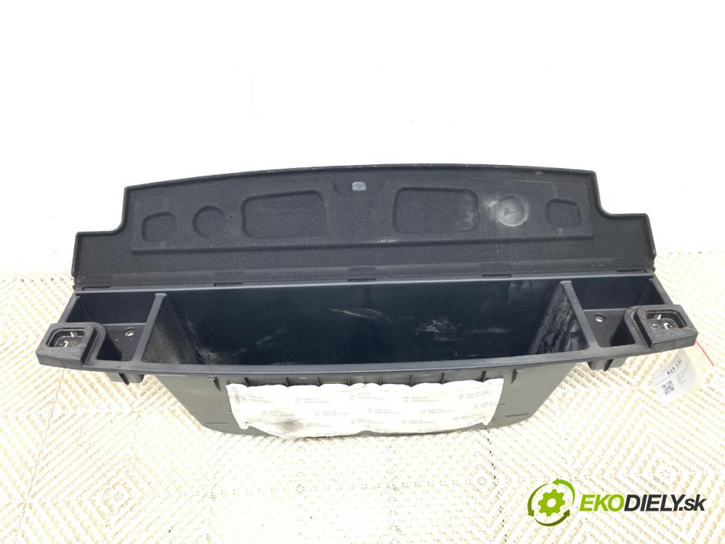KIA CEED Kombi 2013 81 kW 1.6 CRDi 110 1582 KRYTINA: Priehradka, kastlík kufra