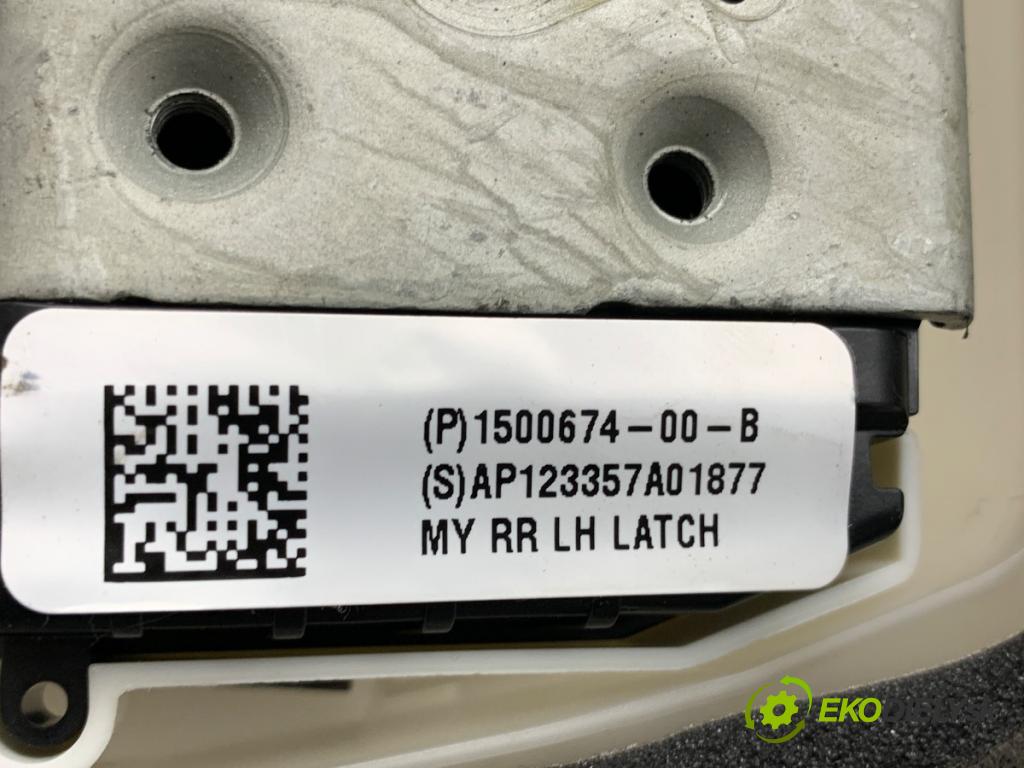 TESLA MODEL Y SUV 2024 220 kW EV  zámok dveře levý zadní část 1500674-00-B