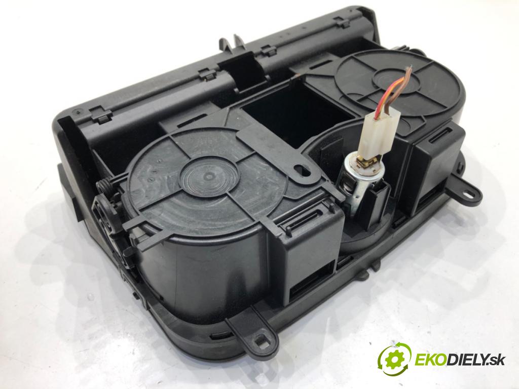 BMW F07 liftback 2011 220 kW 535 d xDrive 2993 Držiak na nápoje 9142166 (Držiak (úchyt) na nápoje)