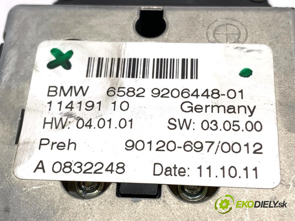 BMW F07 liftback 2011 220 kW 535 d xDrive 2993 Panel ovládania radia 9206448 (Prepínacie páčky pod volantom)