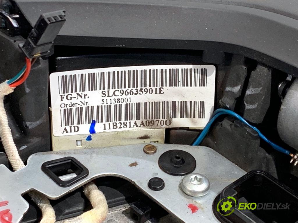 BMW F07 liftback 2011 220 kW 535 d xDrive 2993 volant  (Volant)