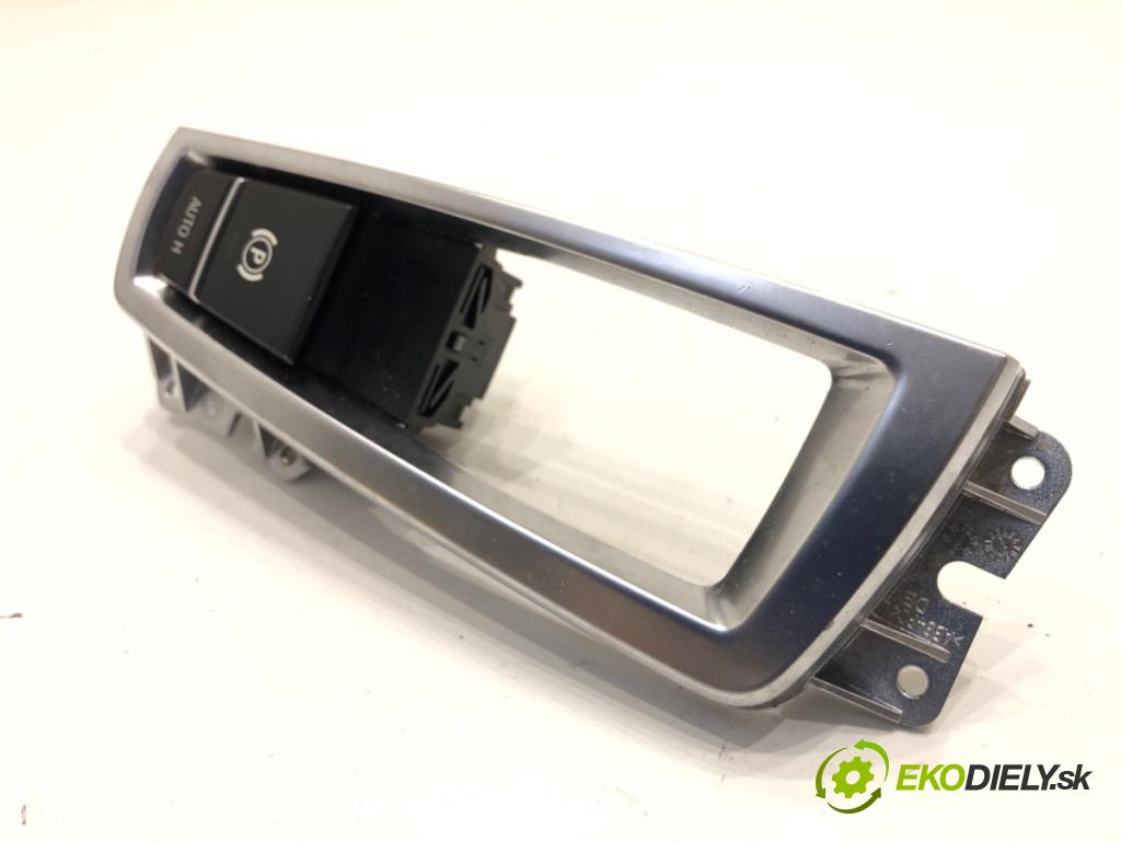 BMW F07 liftback 2011 220 kW 535 d xDrive 2993 Kulisa brzdy ručnej brzdy 9159997