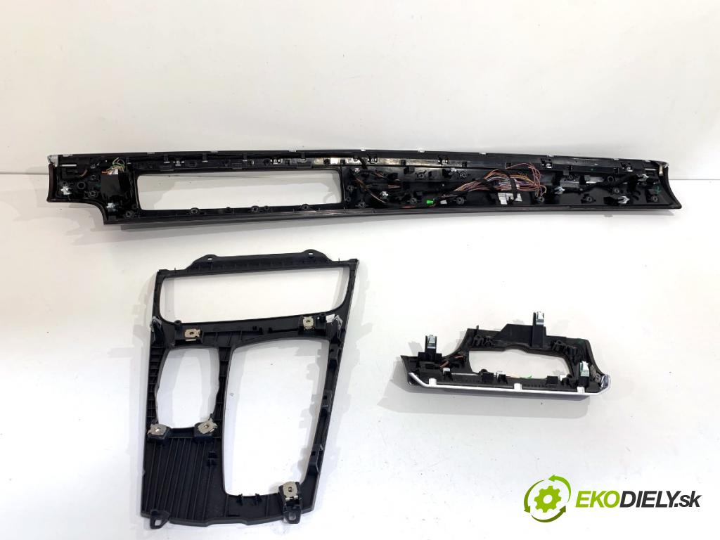 BMW F07 liftback 2011 220 kW 535 d xDrive 2993 lišty kryt 9195654 9142165 (Lišta)