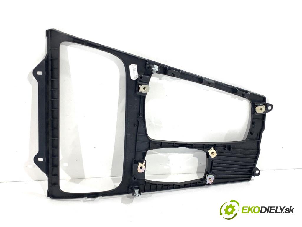 BMW F07 liftback 2011 220 kW 535 d xDrive 2993 lišty kryt 9195654 9142165 (Lišta)