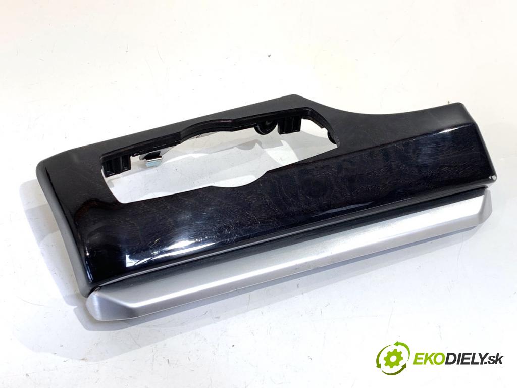 BMW F07 liftback 2011 220 kW 535 d xDrive 2993 lišty kryt 9195654 9142165 (Lišta)