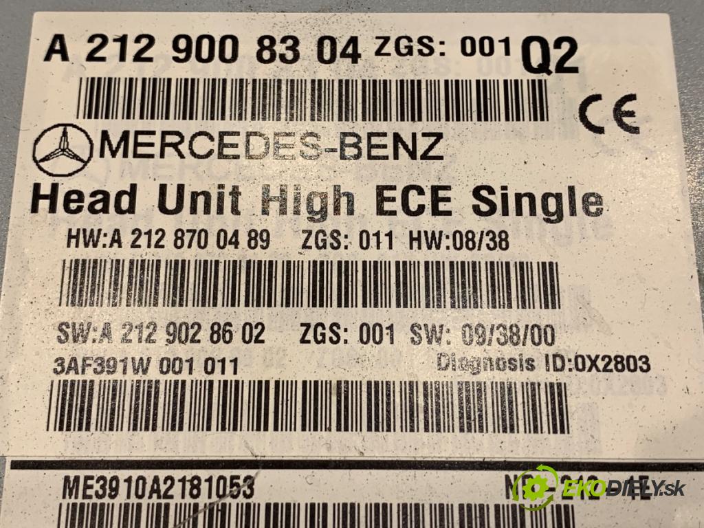 MERCEDES-BENZ W212 sedan 2010 150 kW E 300 CDI (212.020) 2987 RADIO A2129008304 (Audio zariadenie)
