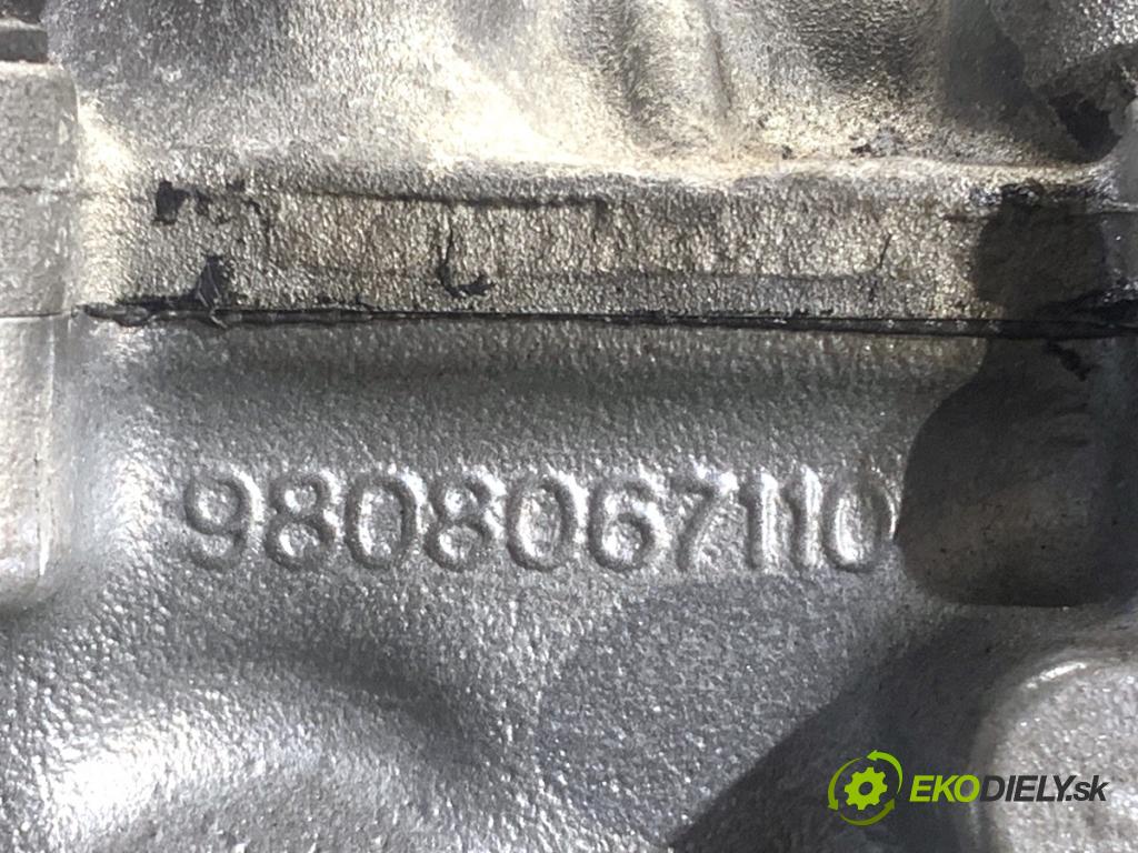 PEUGEOT 308 II liftback 2016 96 kW 1.2 THP 130 1199 hlava válců 9808067110 9808067580 (Hlava válců)
