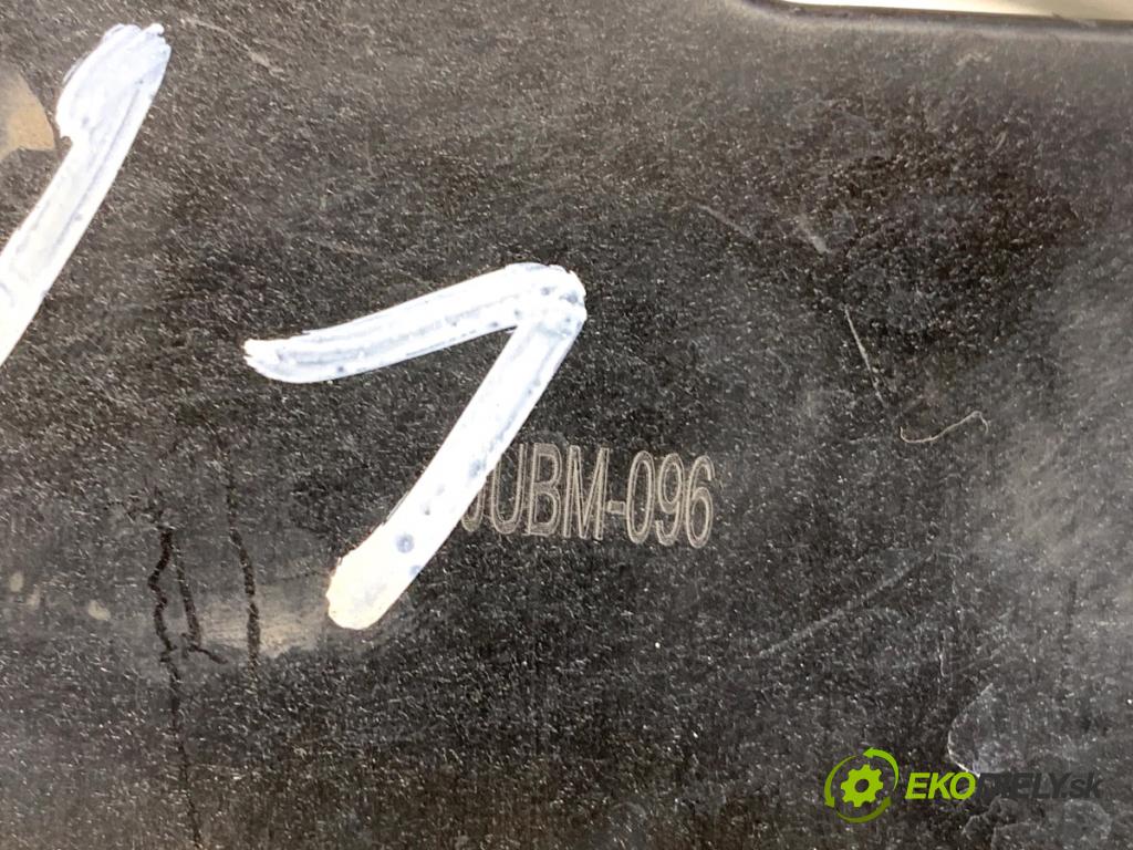 BMW F07 liftback 2011 220 kW 535 d xDrive 2993 zámok Dvere ľavy predný