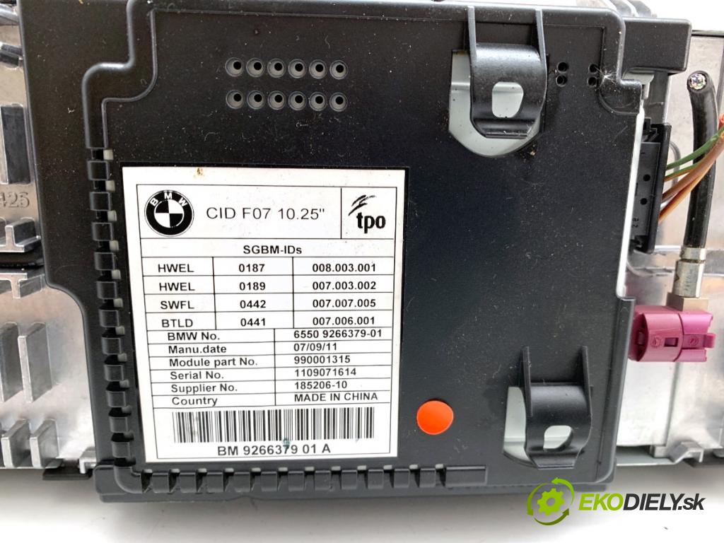 BMW F07 liftback 2011 220 kW 535 d xDrive 2993 Displej 9266379 (Přístrojová deska)
