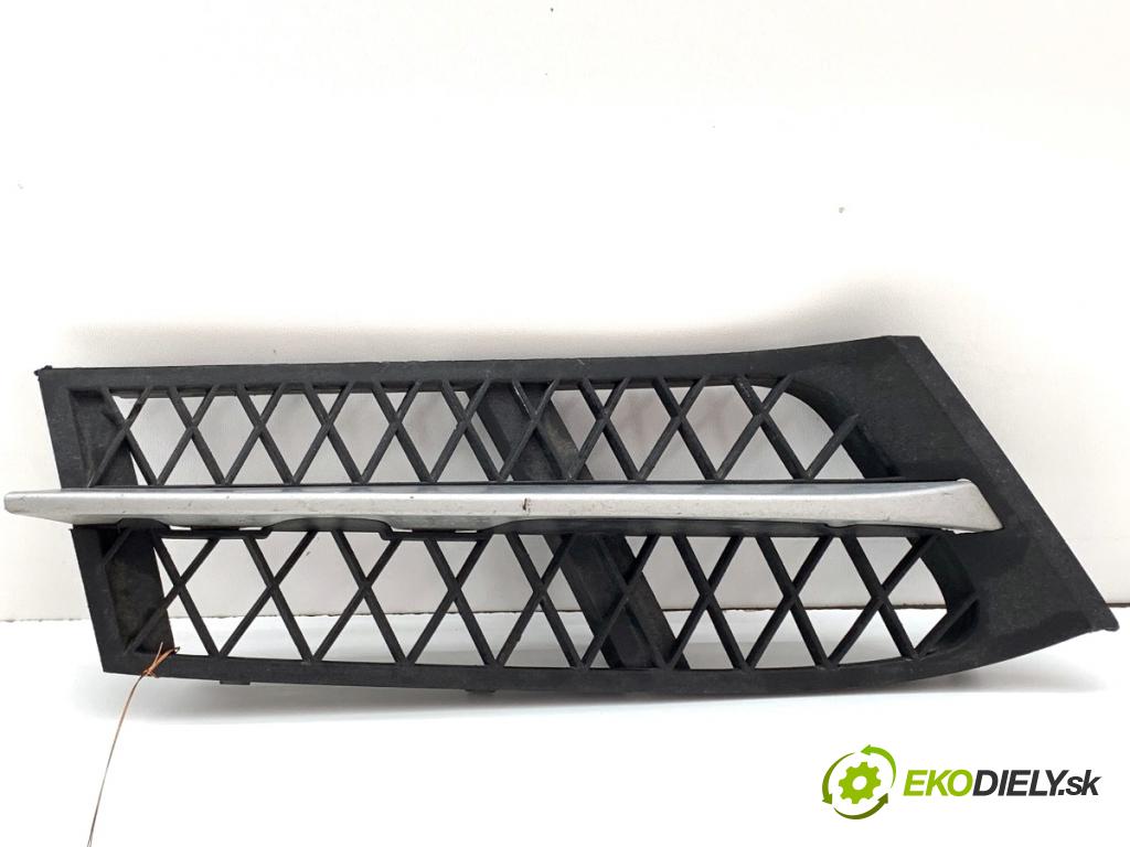 BMW F07 liftback 2011 220 kW 535 d xDrive 2993 Mriežky nárazníka pravy predný 7200734
