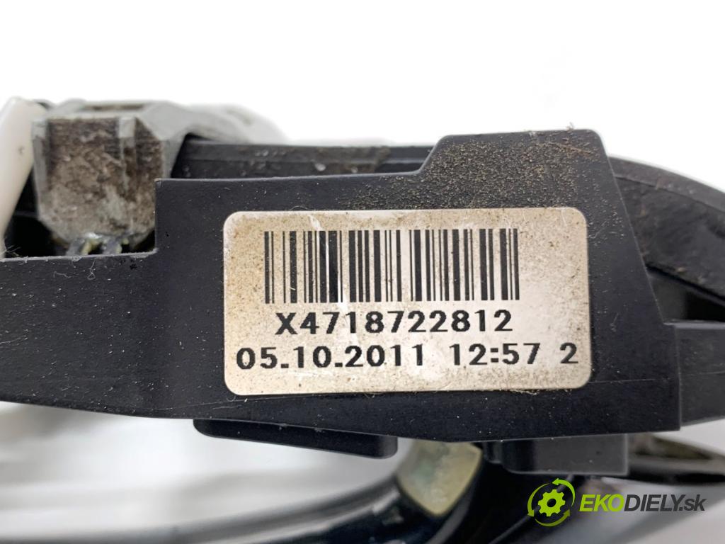 BMW F07 liftback 2011 220 kW 535 d xDrive 2993 Kľučka vonkajšia pravy predný 7187228