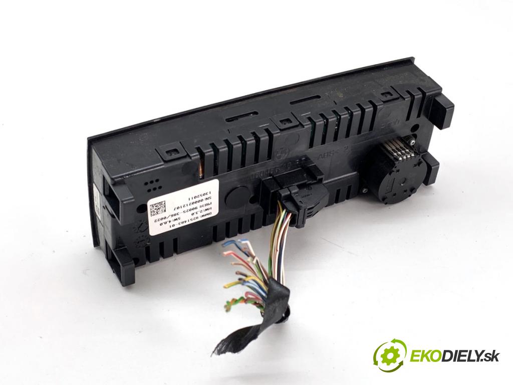 BMW F07 liftback 2011 220 kW 535 d xDrive 2993 Panel ovládaní topení 9251483 (Páčky pod volantem)