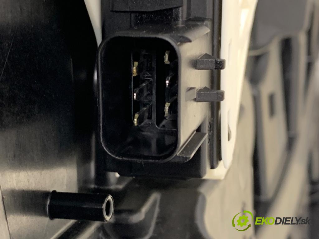 TESLA MODEL Y SUV 2024 220 kW EV  Mechanizmus okna pravy predný 1495509-97-E