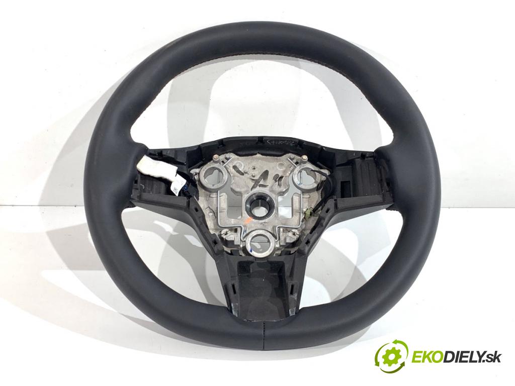 TESLA MODEL Y SUV 2024 220 kW EV  Volant  (Volant)