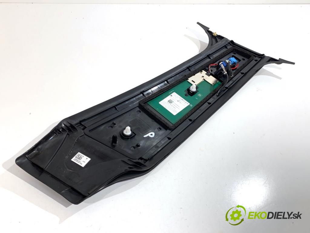 TESLA MODEL Y SUV 2024 220 kW EV KAMERA Clona stĺpika pravy 1516258-00-E