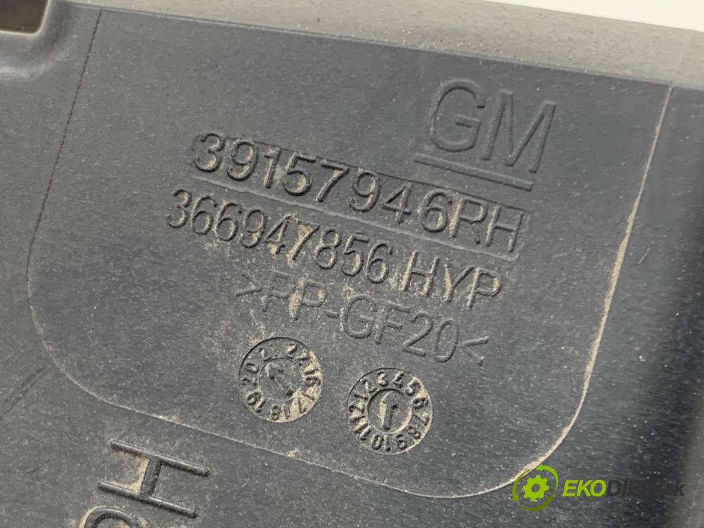 OPEL INSIGNIA B Kombi 2021 128 kW 2.0 CDTi (35) 1995 úchyt nárazníka pravý zadní část 39157946RH
